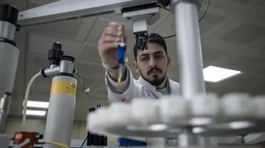 Yeni yöntemle elde edilen ilaç ham maddesi örneği