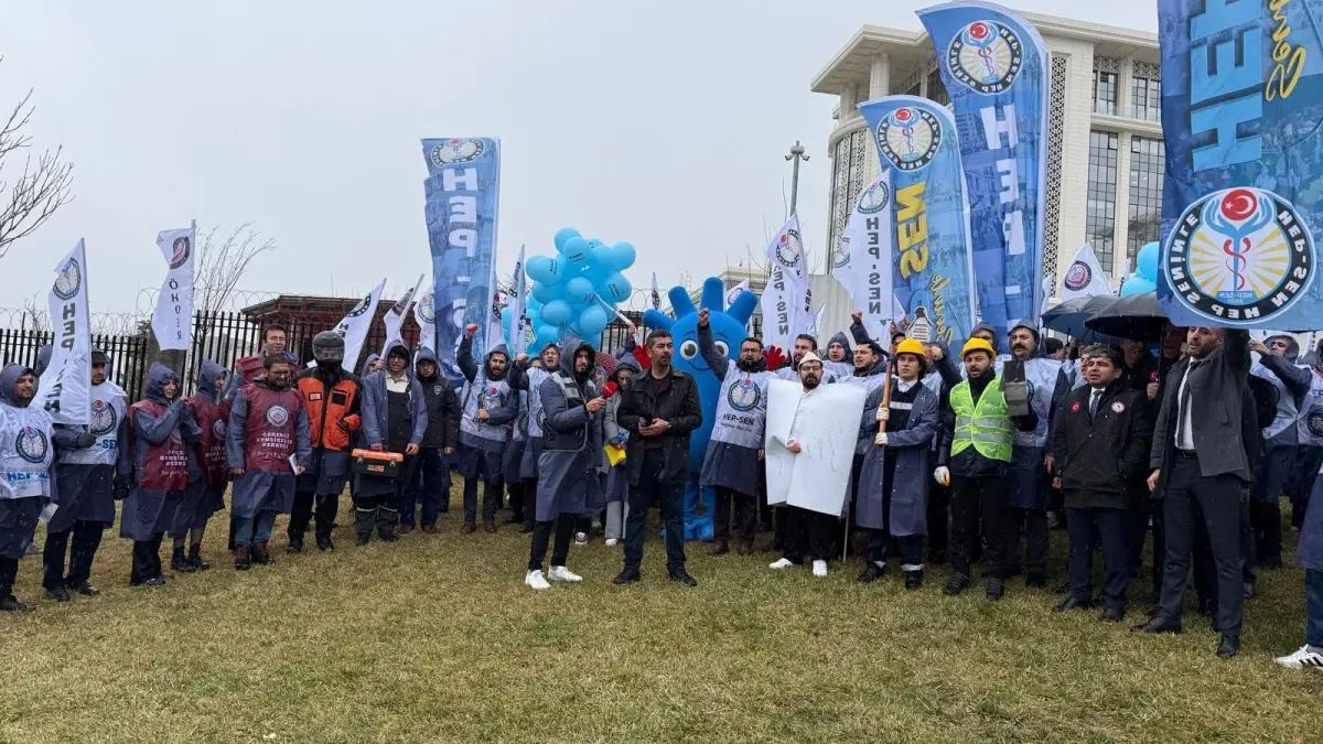 HEP‑SEN, Ataması Yapılmayan 220 Bin Sağlık Çalışanının Sesini Duyurdu