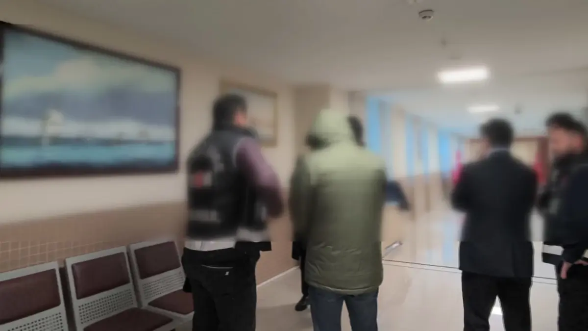 Üsküdar Devlet Hastanesi'nde Rüşvet Şüphesiyle Gözaltına Alınan Doktorlar Mahkemeye Sevk Edildi