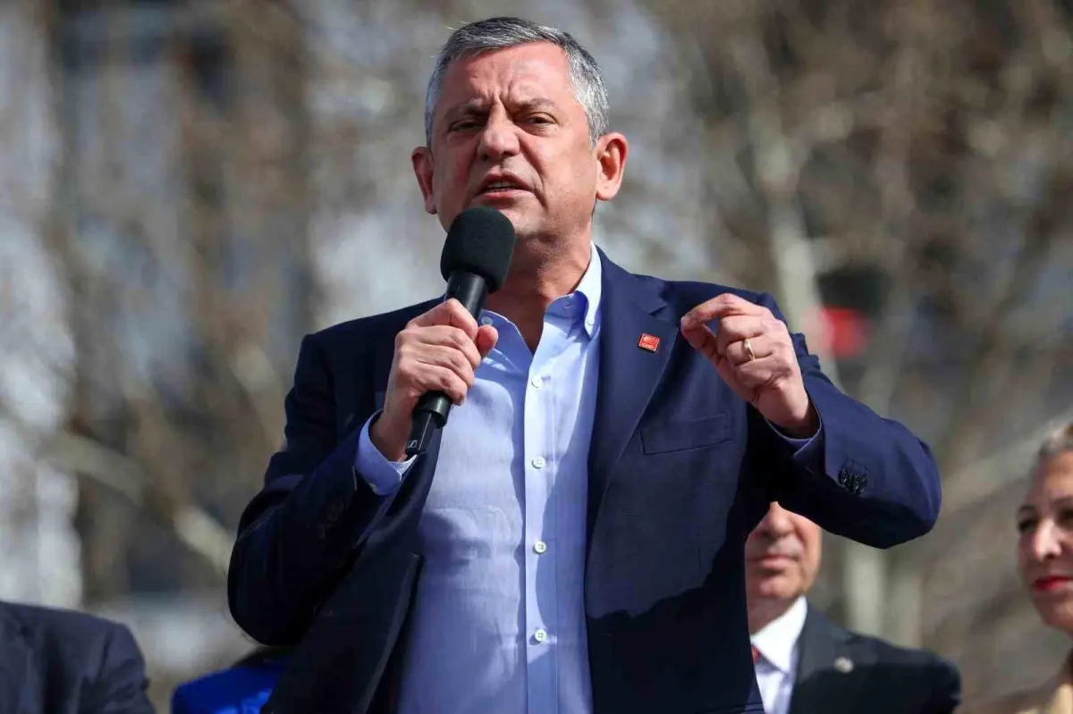 CHP Genel Başkanı Özgür Özel, Muğla’da Tarım ve Kira Sorunlarını Vurgulayarak Erken Seçim Çağrısı Yaptı