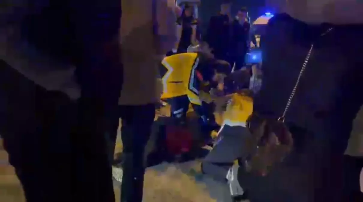 Bursa Osmangazi'de Refüje Çarpan Motosiklet Kazasında İki Kişi Hayatını Kaybetti