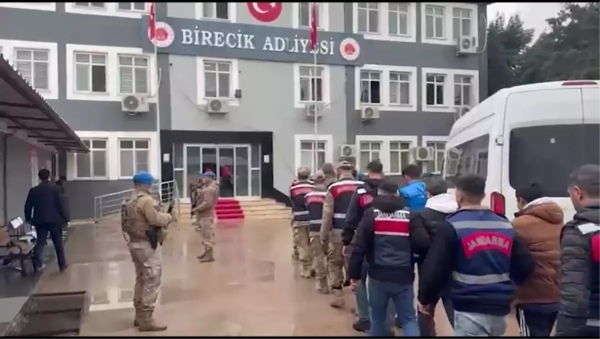 Şanlıurfa’da E‑Ticaret Dolandırıcılığı Operasyonu: 18 Şüpheli Tutuklandı