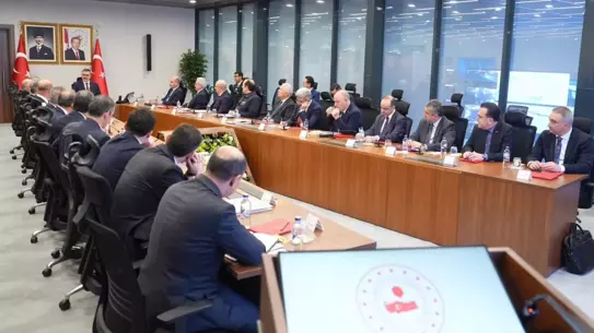 İçişleri Bakanı Mustafa Çiftçi, Birim Amirleriyle Güvenlik ve Hizmet Konularını Görüştü