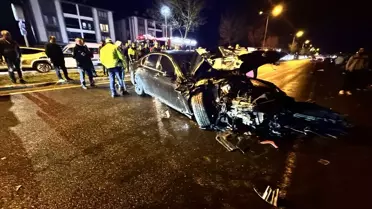 Düzce'de Minibüs-Otomobil Çarpışması: 5 Kişi Yaralı