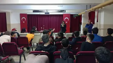Baskil'de Öğrencilere Yönelik Deprem ve Korunma Semineri Gerçekleştirildi