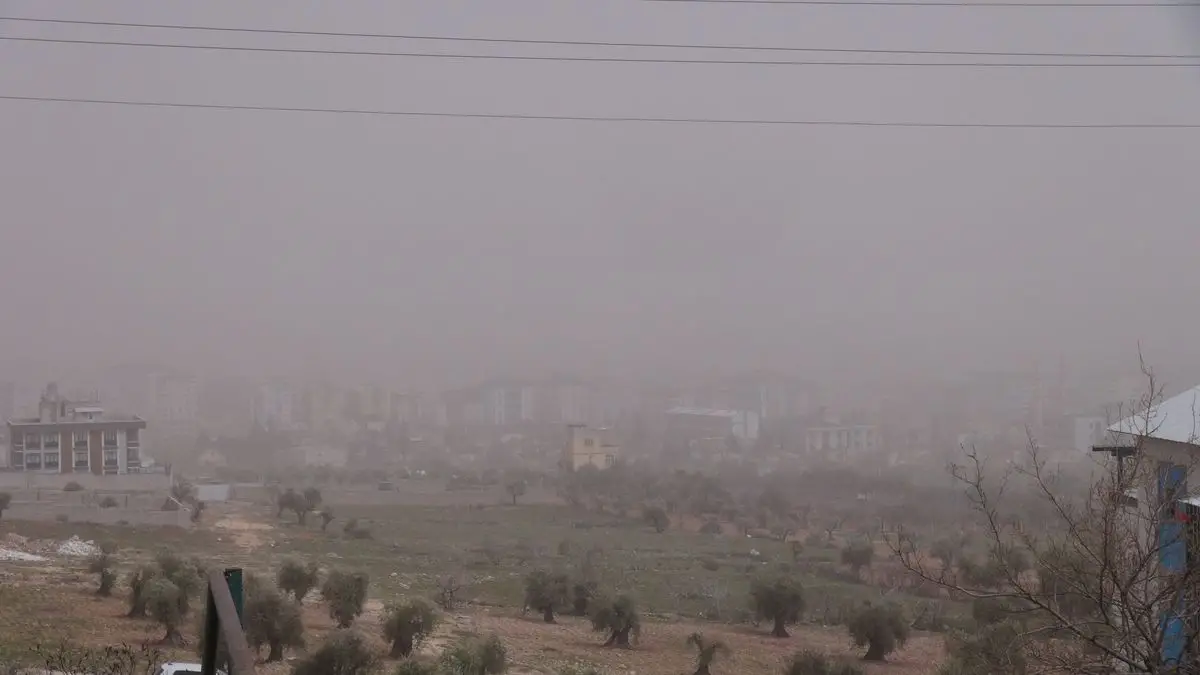Kilis’te Suriye’den Gelen Toz Taşınımı Günlük Hayatı Etkiliyor