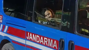 Mahkeme heyetiyle gergin an